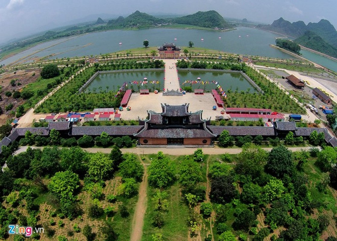 View - 	Soi giá tour du lịch tết dương hút khách