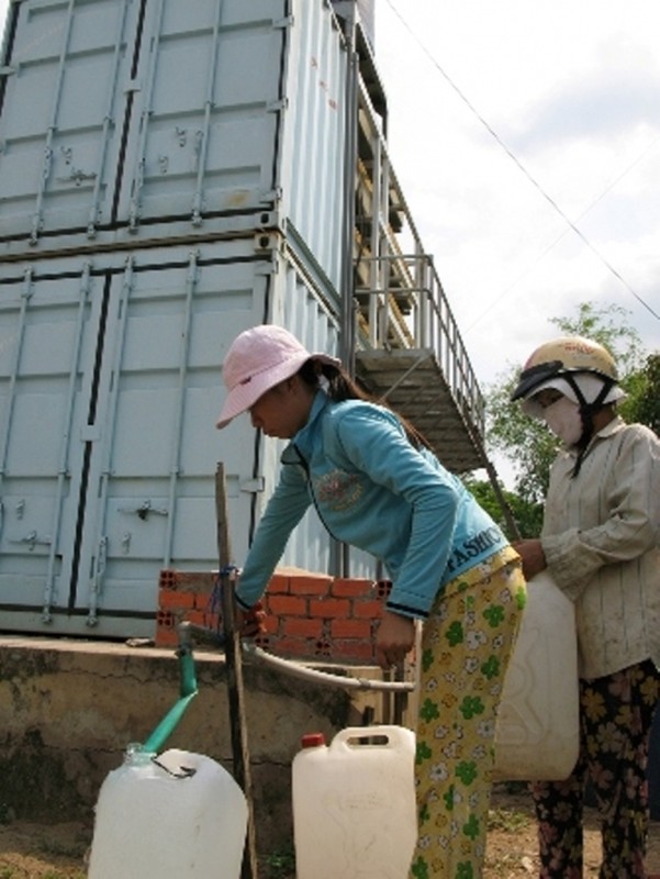 Nhung nghe hai ra tien o mien Tay ngap man-Hinh-4