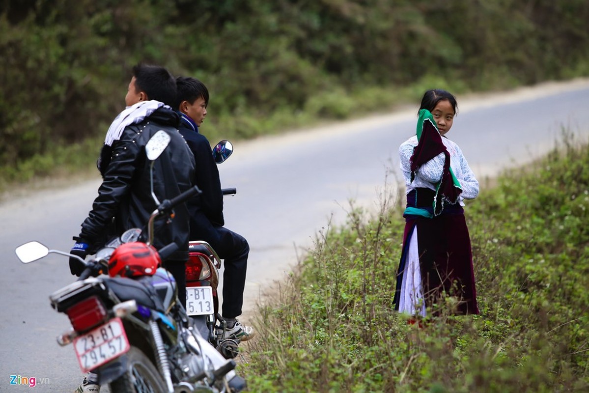 Can canh bat nguoi ve lam vo giua duong vang o Ha Giang-Hinh-4