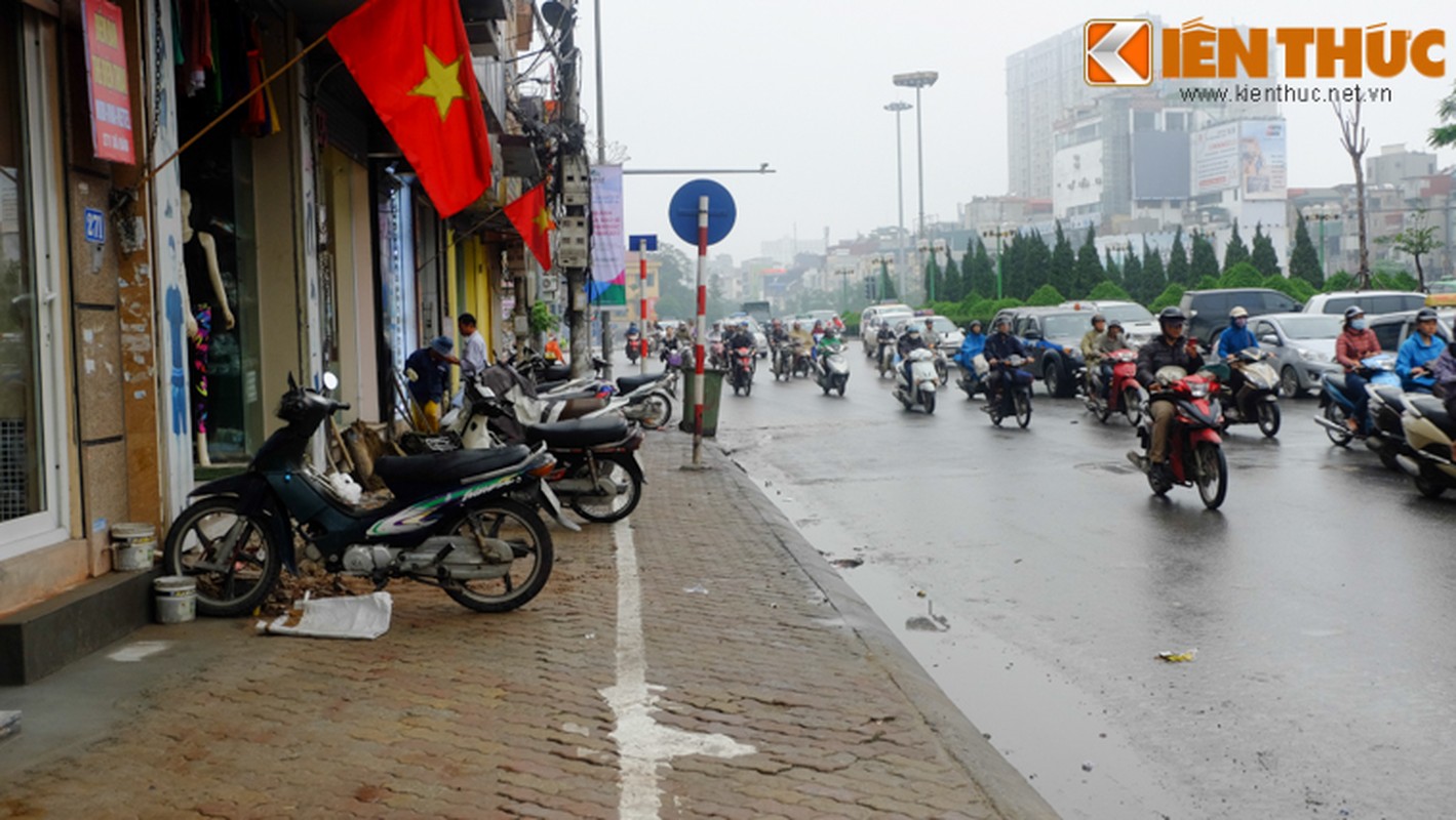 Canh via he Ha Noi nhu “bai chien truong” sau khi dap bac tam cap-Hinh-19