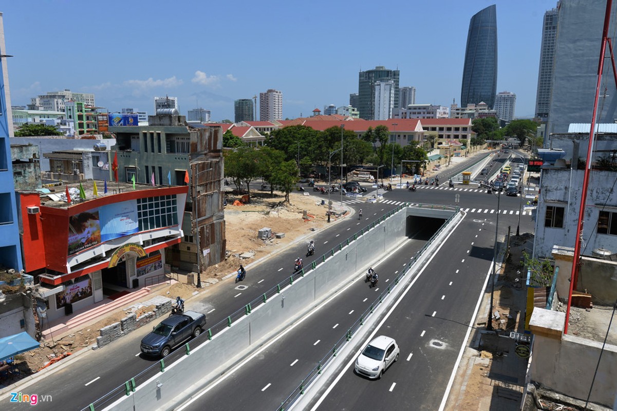 Khach san 6 sao, ben du thuyen o Da Nang gap rut hoan thanh don APEC-Hinh-10