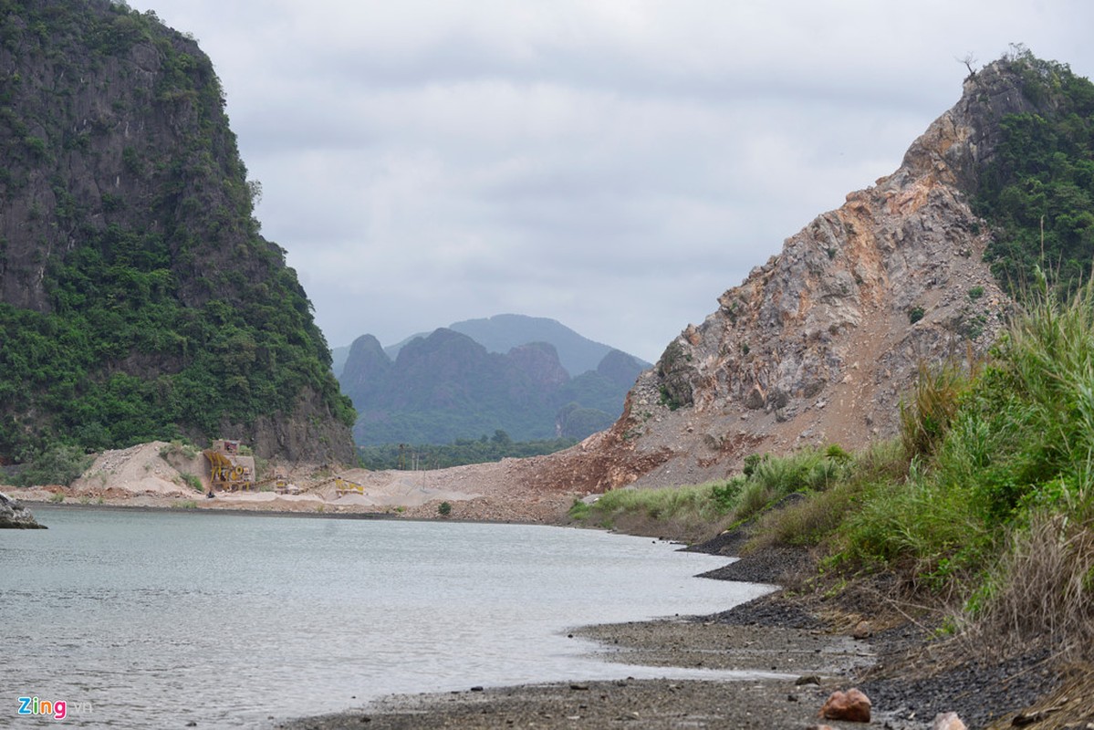 Anh: Dai cong truong xe nui ben vinh Ha Long-Hinh-9