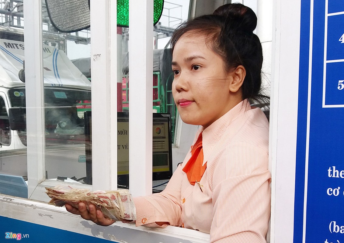 Anh: Tram thu phi BOT that thu truoc phan ung “doc” cua nguoi dan-Hinh-3