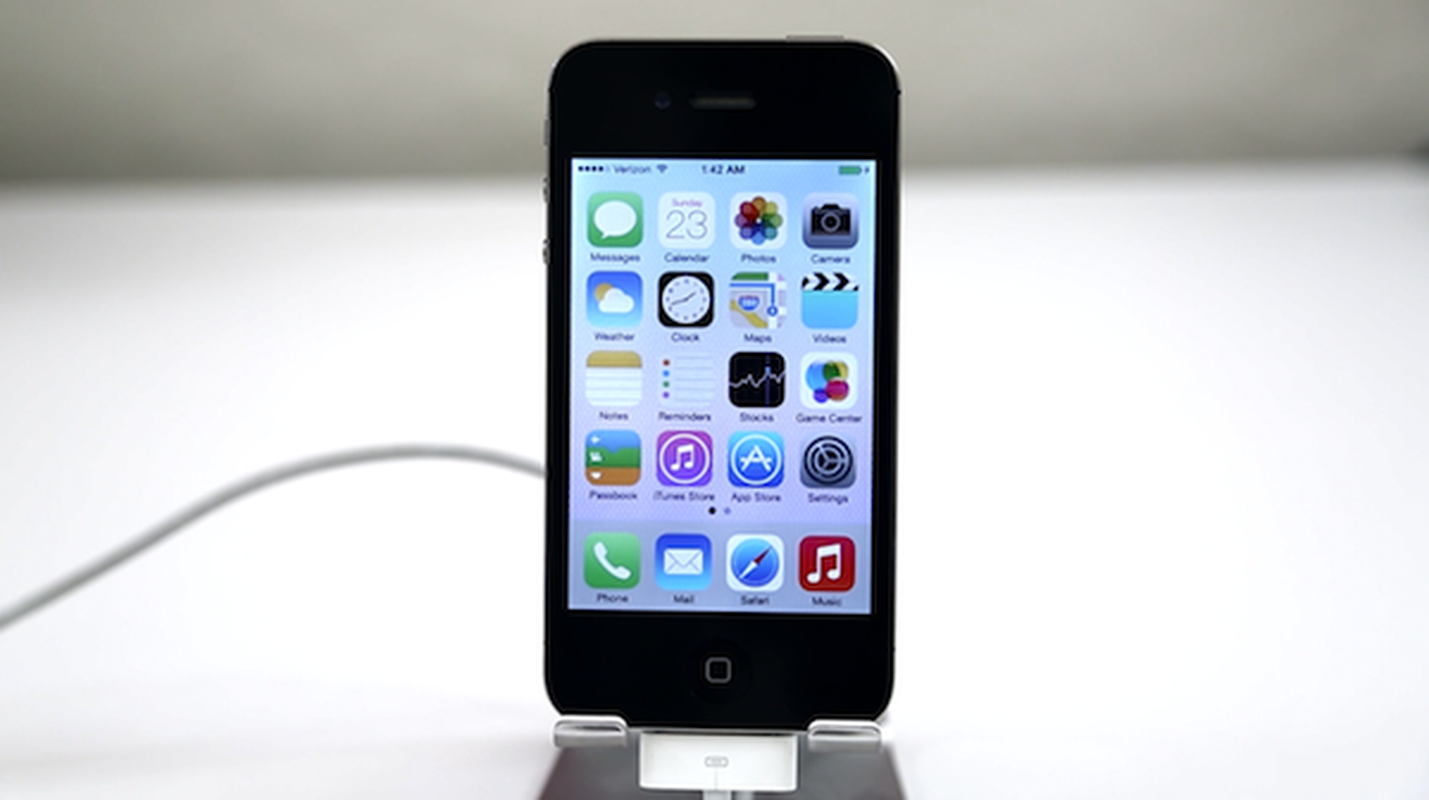 Top 5 iPhone te nhat lich su Apple van ban “dat nhu tom tuoi”-Hinh-11