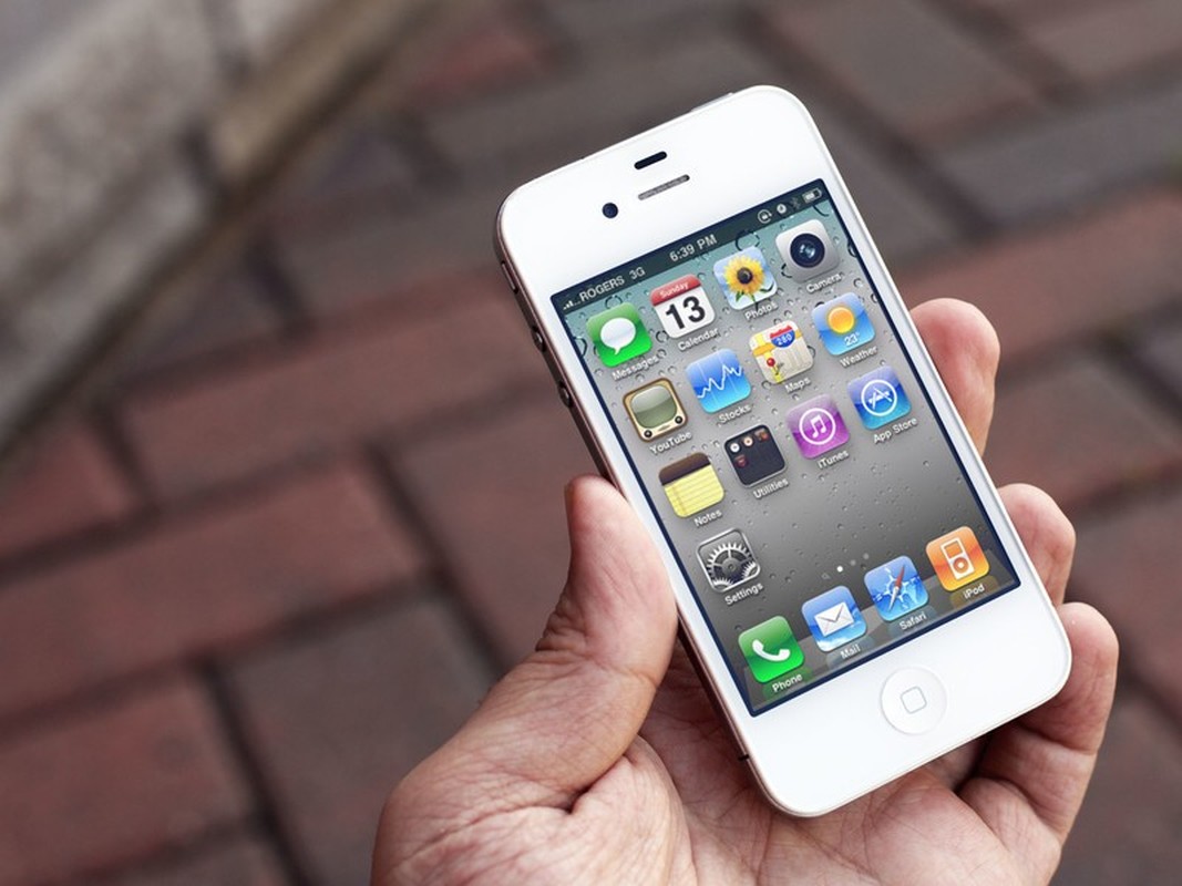 Top 5 iPhone te nhat lich su Apple van ban “dat nhu tom tuoi”-Hinh-9