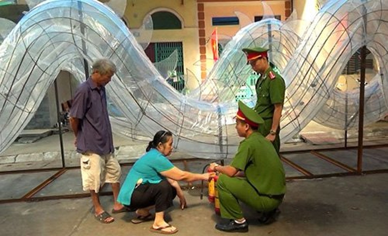 Can canh den long khong lo truoc le hoi Thanh Tuyen-Hinh-11