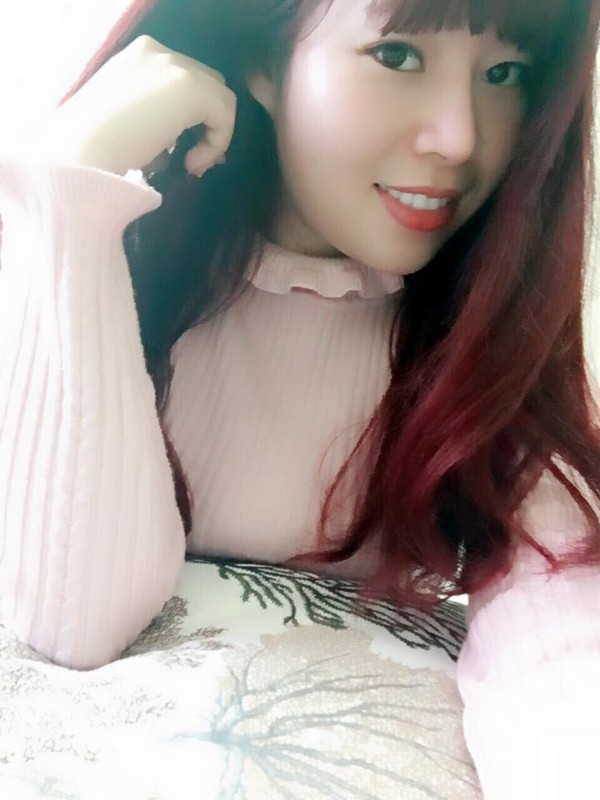 Co gai kiem tien ty xuat than tu nghe ban keo-Hinh-8