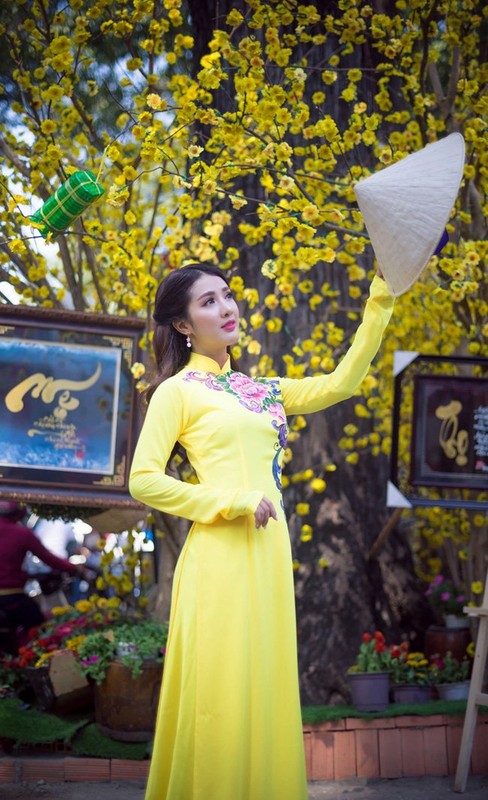 Hot girl Phan Thiet khoe anh ao dai vui Tet nguyen dan-Hinh-8