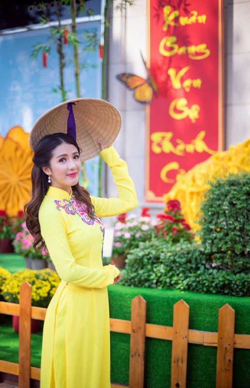 Hot girl Phan Thiet khoe anh ao dai vui Tet nguyen dan-Hinh-9