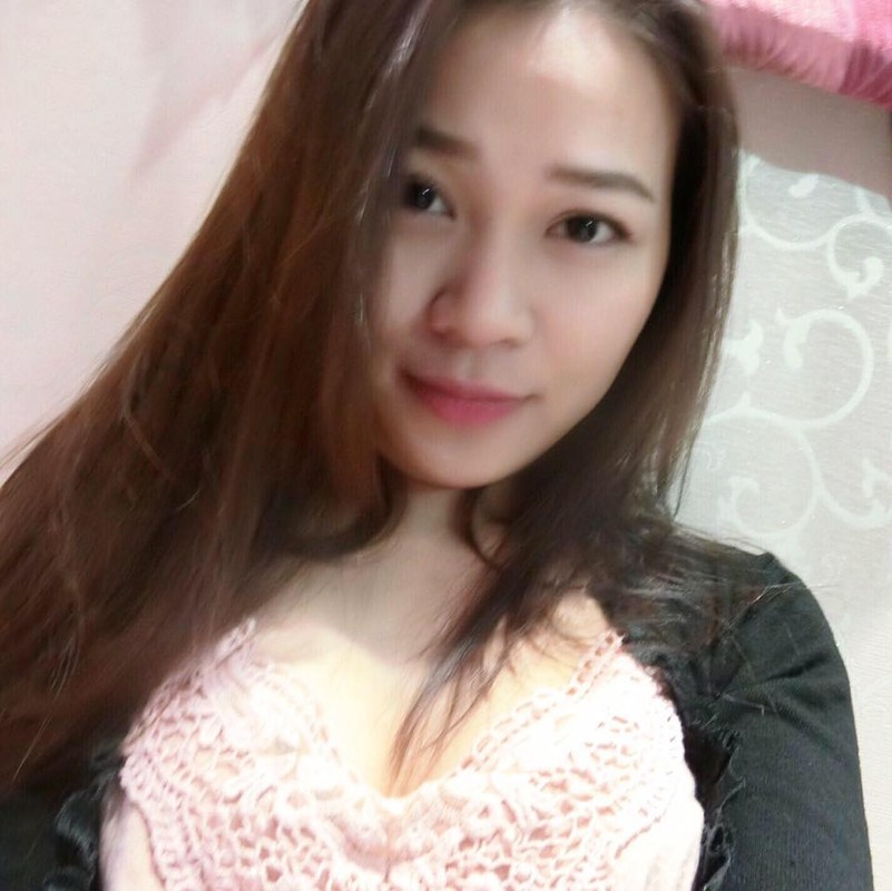 Hot girl ban bun dau o duong Hai Ba Trung gay sot mang-Hinh-5