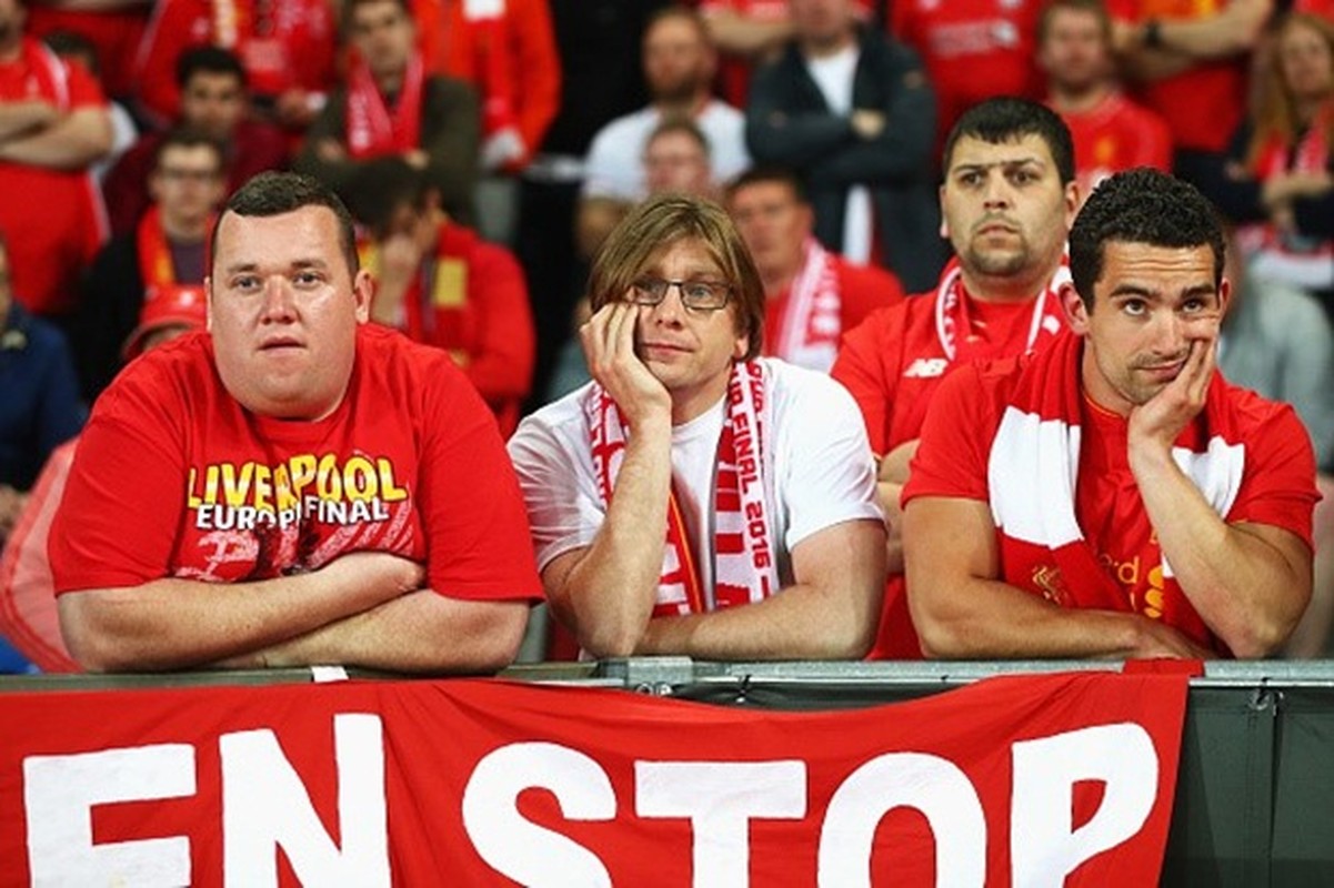 Khuon mat “ban than” cua CDV Liverpool sau tran CK Europa League