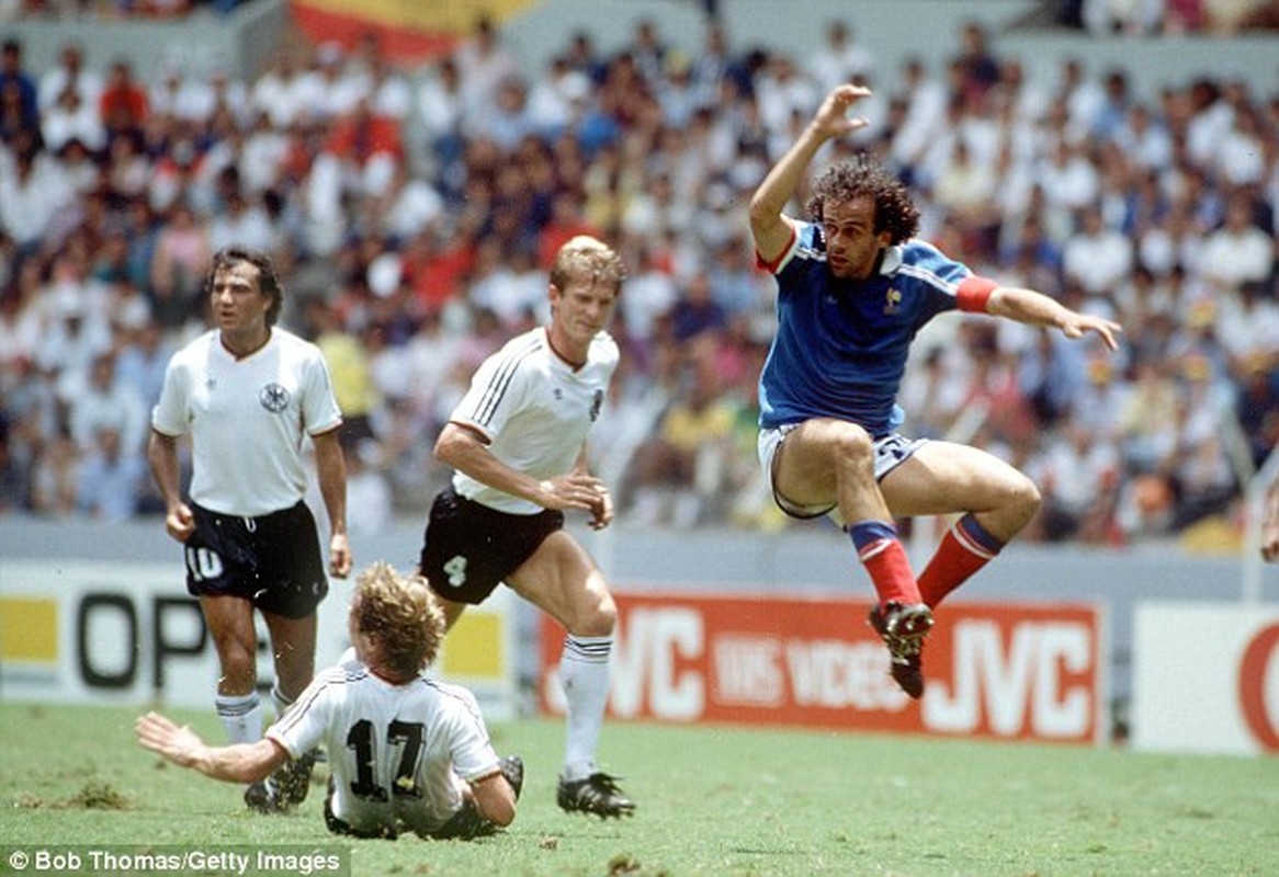 Huyen thoai Michel Platini va VCK Euro 1984 kho quen-Hinh-9