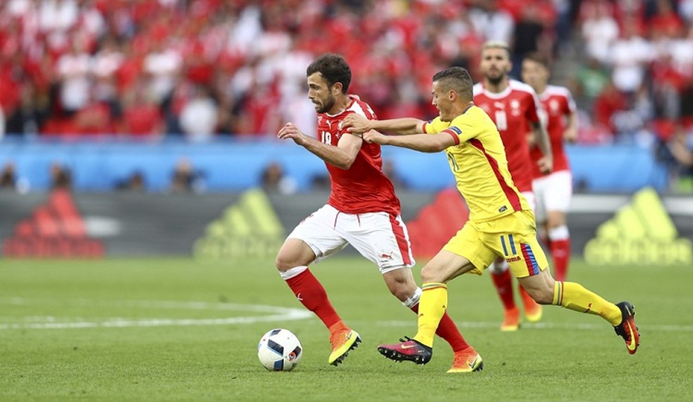 Anh Euro 2016 Thuy Sy 1-1 Romania: Chia diem trong nuoi tiec-Hinh-13