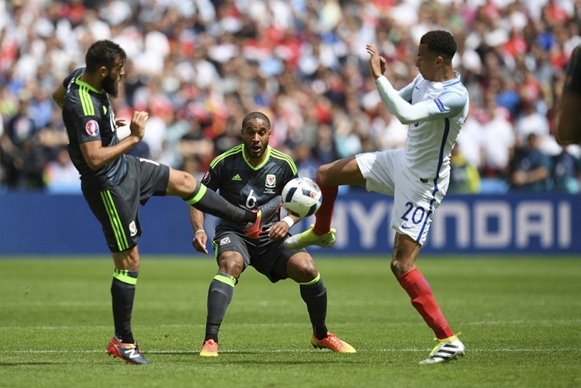 Anh Euro 2016 Anh 2-1 xu Wales: Vardy, Sturridge cuu roi Tam Su-Hinh-5