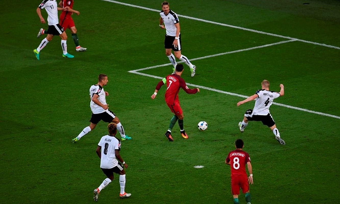 Anh Euro 2016 Bo Dao Nha 0-0 Ao: Ronaldo tiep tuc vo duyen-Hinh-3