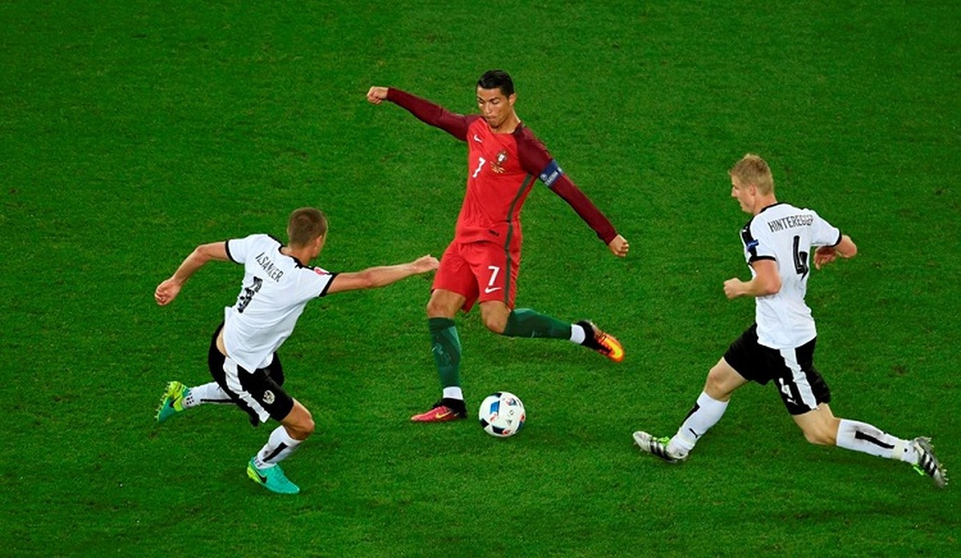 Anh Euro 2016 Bo Dao Nha 0-0 Ao: Ronaldo tiep tuc vo duyen-Hinh-8