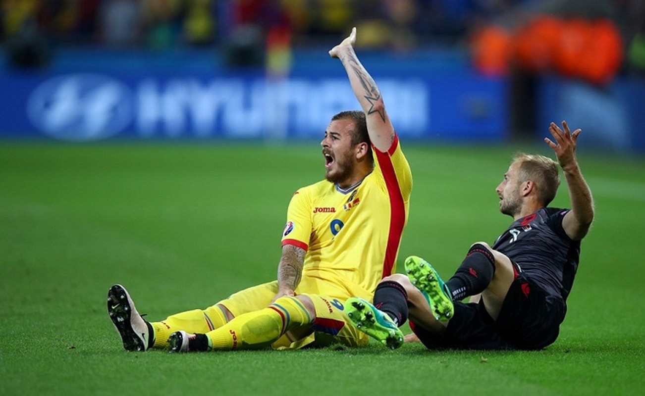 Anh Euro 2016 Romania 0 - 1 Albania: Tieng noi cua ke 