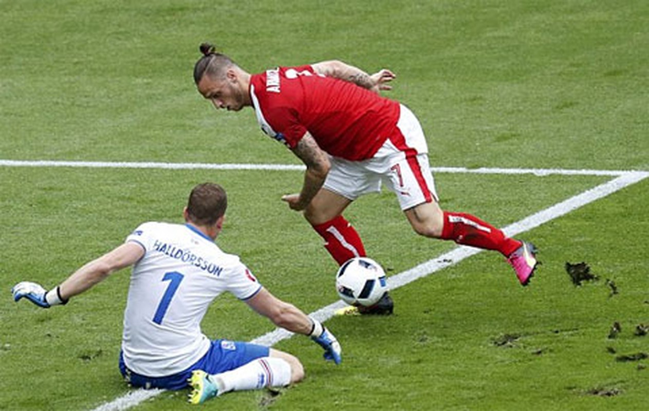 Euro 2016 Iceland 2 - 1 Ao: Chien thang bat ngo-Hinh-8