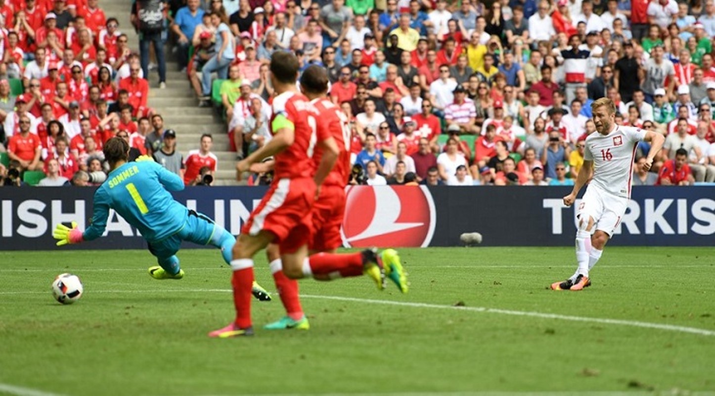 Anh Euro 2016 Thuy Si 4-5 Ba Lan: Toi do Granit Xhaka-Hinh-5