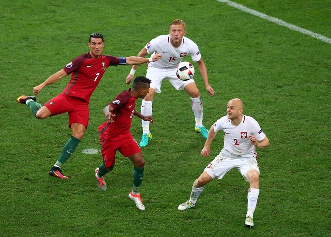 Euro 2016 Ba Lan 3-5 Bo Dao Nha: Diem sang Renato Sanches-Hinh-14