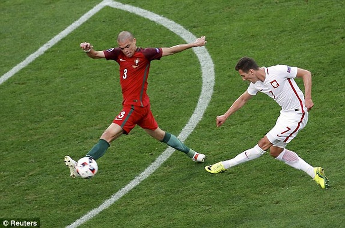 Euro 2016 Ba Lan 3-5 Bo Dao Nha: Diem sang Renato Sanches-Hinh-4