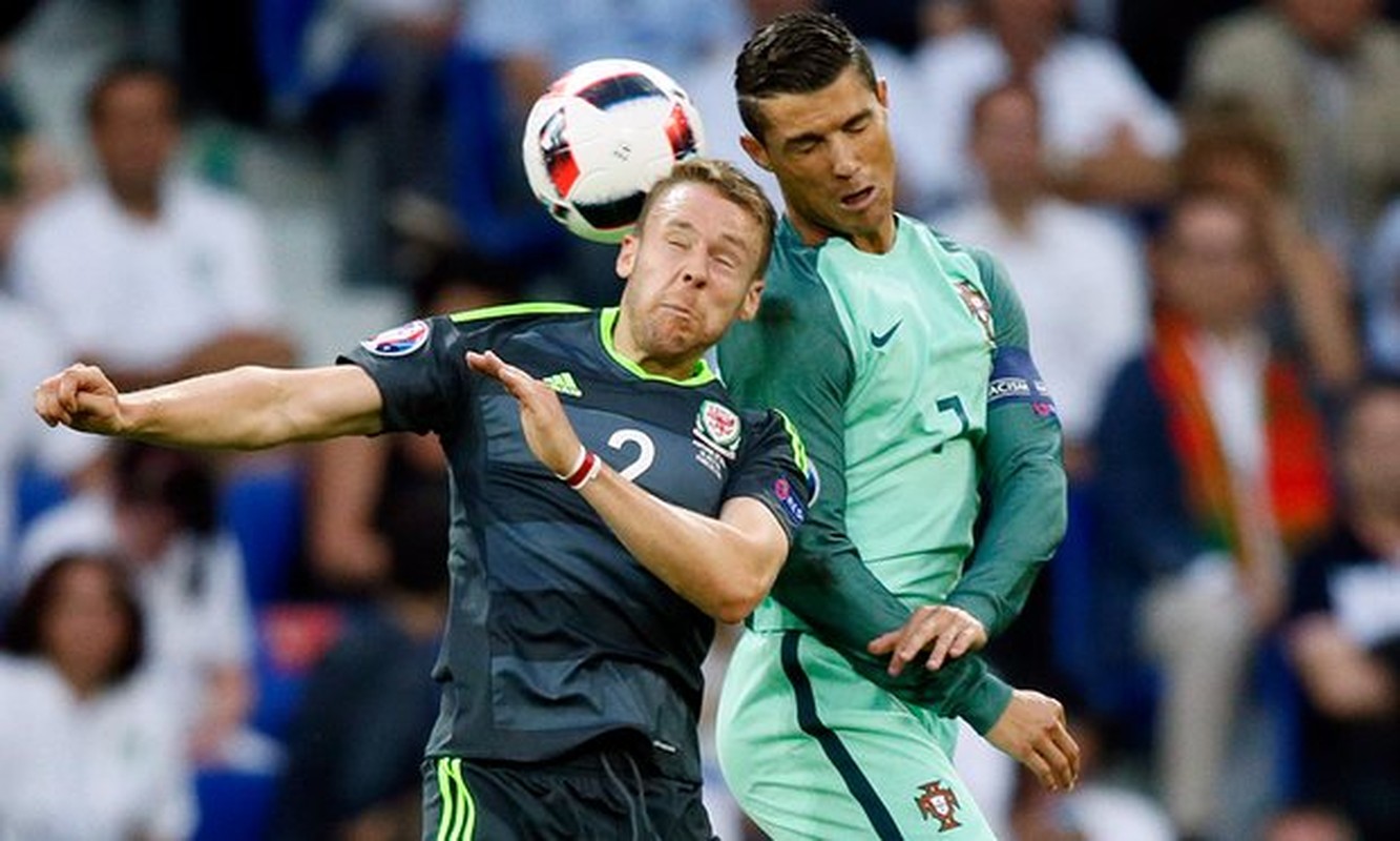 Euro 2016 Bo Dao Nha 2-0 Xu Wales: Ronaldo di vao lich su-Hinh-7
