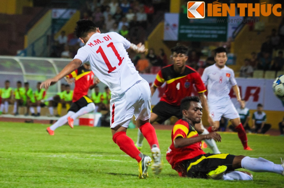 Danh bai U19 Dong Timor 4-1, U19 Viet Nam dan dau bang A-Hinh-8