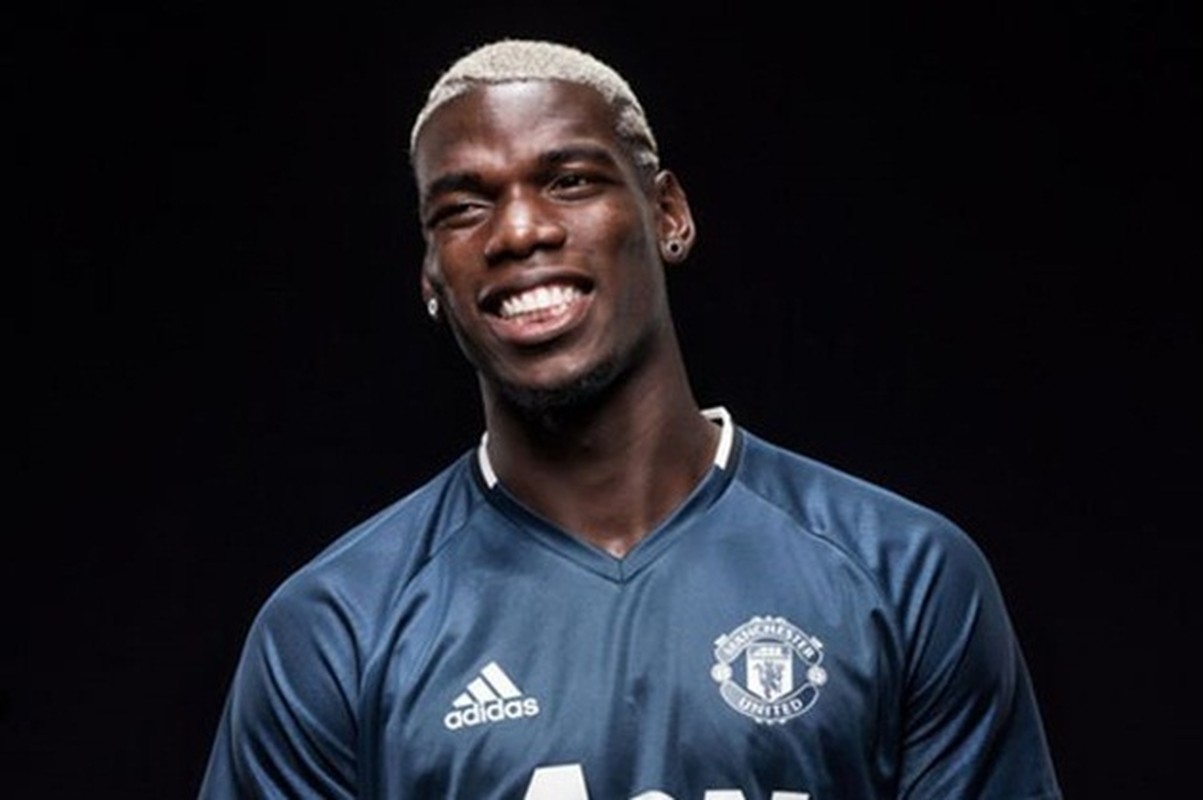 Paul Pogba lai kien NHM “ban loan” vi mau toc moi-Hinh-3