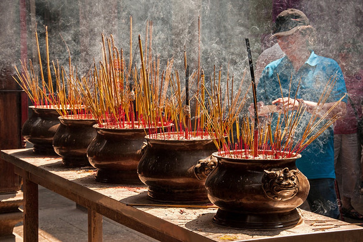 Co gi hap dan gioi tre trong pho nguoi Hoa Sai Gon?-Hinh-9