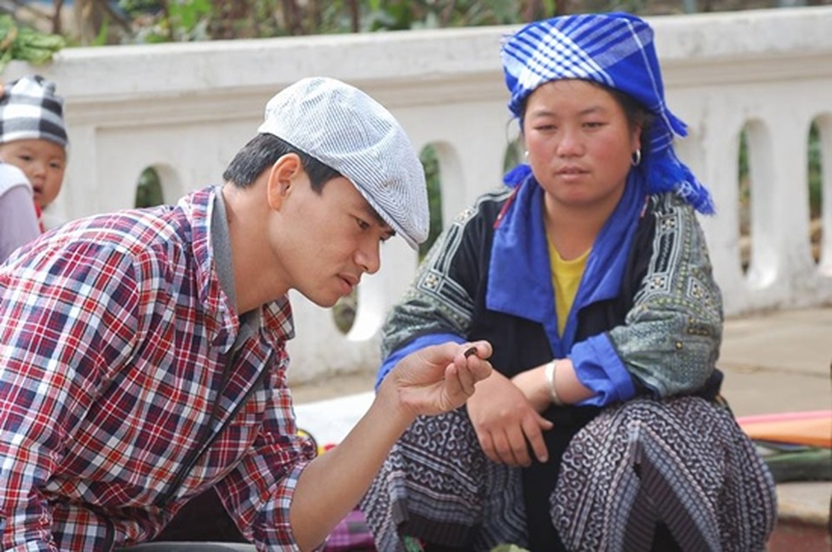 Xuan Bac dau kho vi tan tinh nham phu nu co chong