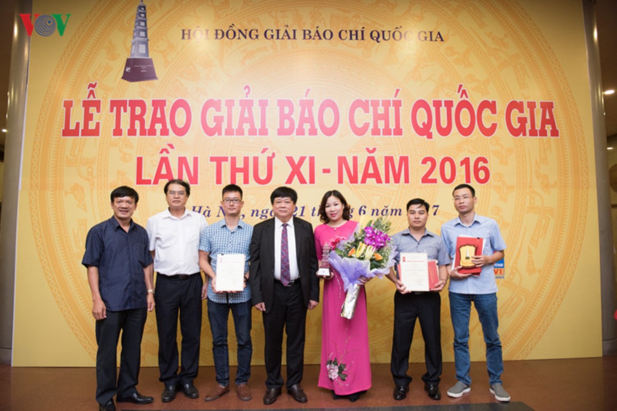 Toan canh le trao giai Bao chi quoc gia lan thu XI-Hinh-16