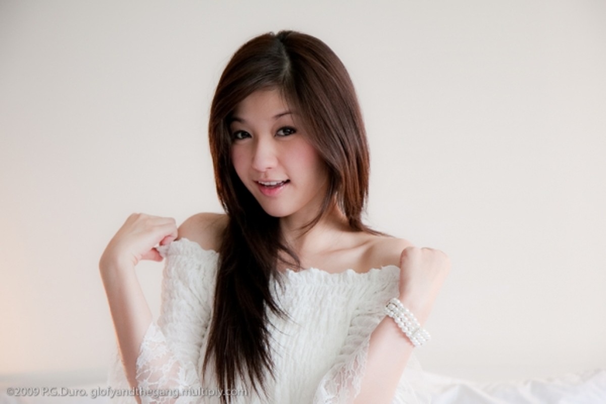 Hot girl duoc menh danh &quot;nu hoang xe hop&quot; bat ngo di tu-Hinh-9