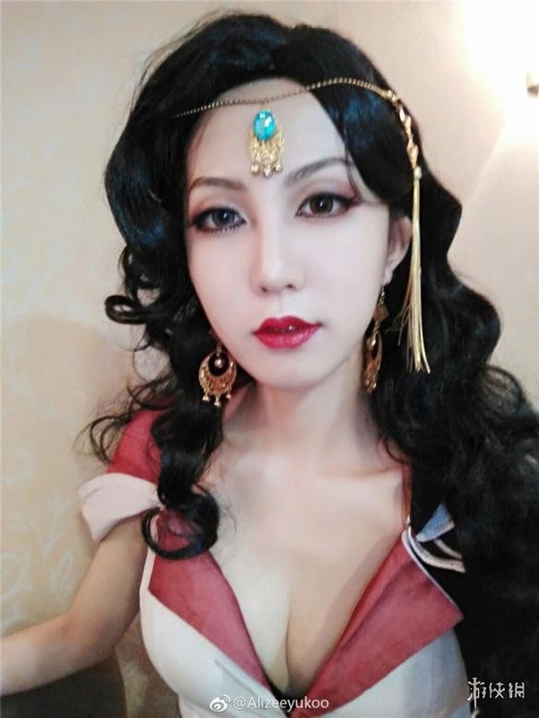 Chieu cao khung cua nu cosplayer Trung Quoc gay choang-Hinh-9