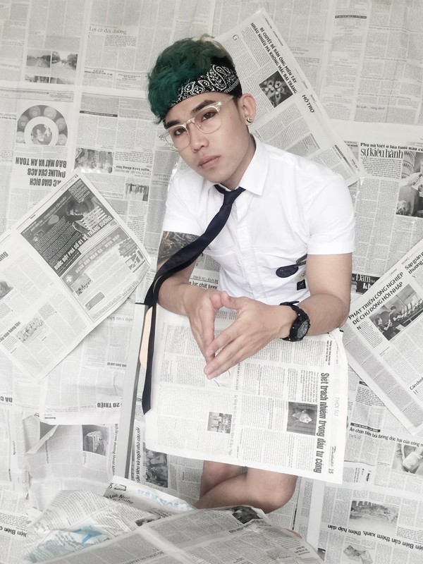 Hot boy Thanh Hoa va tai nang bien rac thanh quan ao-Hinh-3
