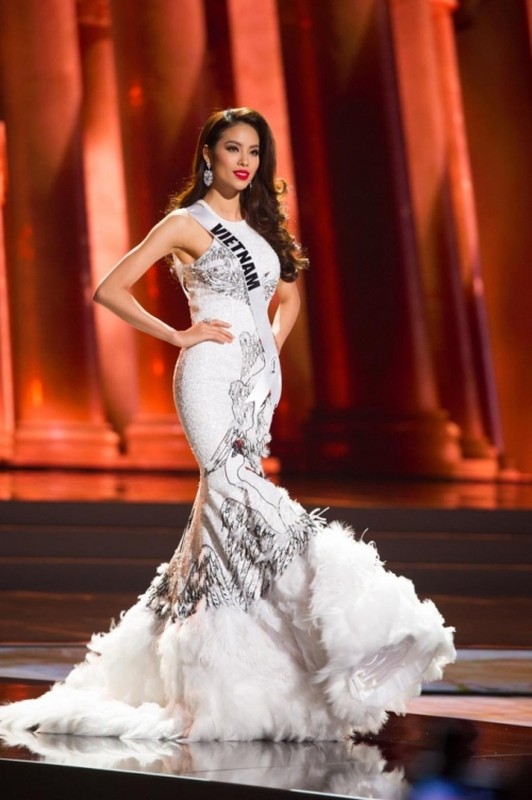 Nhung bo dam da hoi giup nguoi dep Viet toa sang tai Miss Universe-Hinh-8