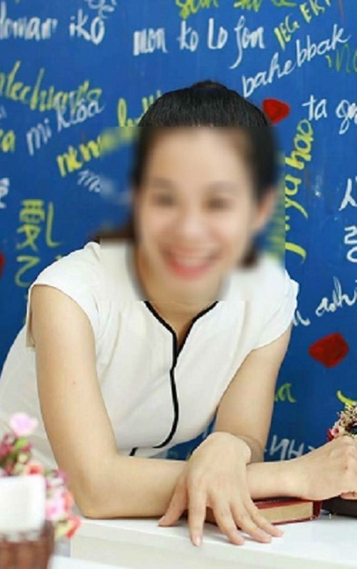 Dan mang cuoi bo voi loat anh che co giao tieng Anh chui hoc sinh