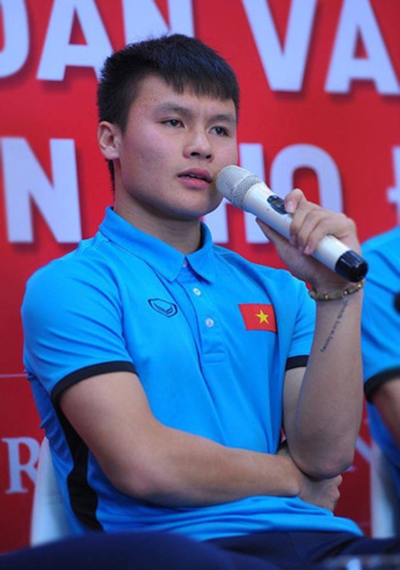10 cau thu dep trai nhat Olympic Viet Nam, Cong Phuong “mat hut“-Hinh-10