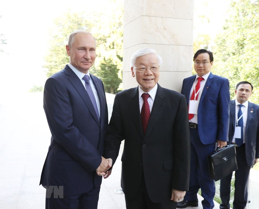 Hinh anh Tong Bi thu Nguyen Phu Trong hoi dam voi Tong thong Nga Putin