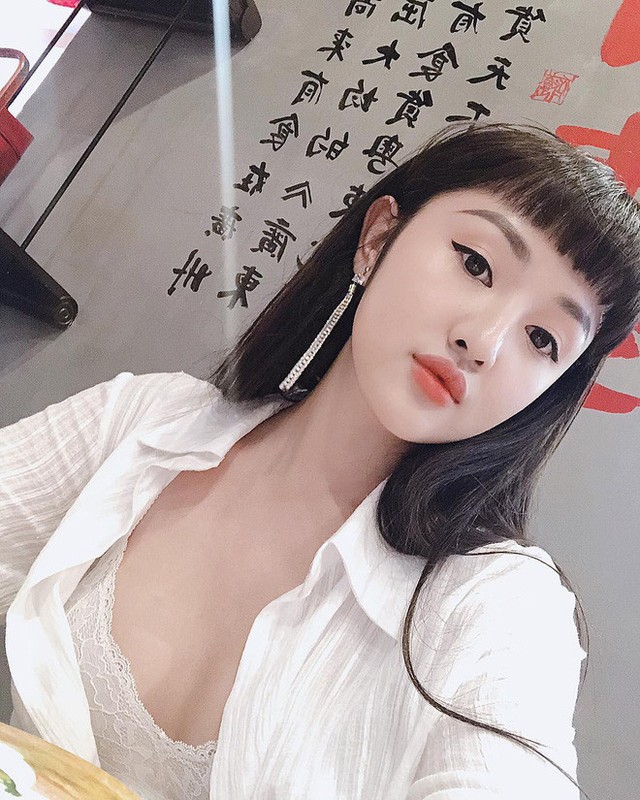 Nhan sac “chanh sa” cua hot girl 9X Sai thanh-Hinh-2