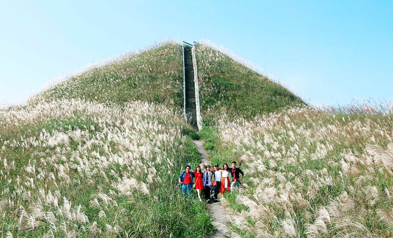 Dan mang ngan ngam voi diem du lich Binh Lieu ngap ngua rac-Hinh-9