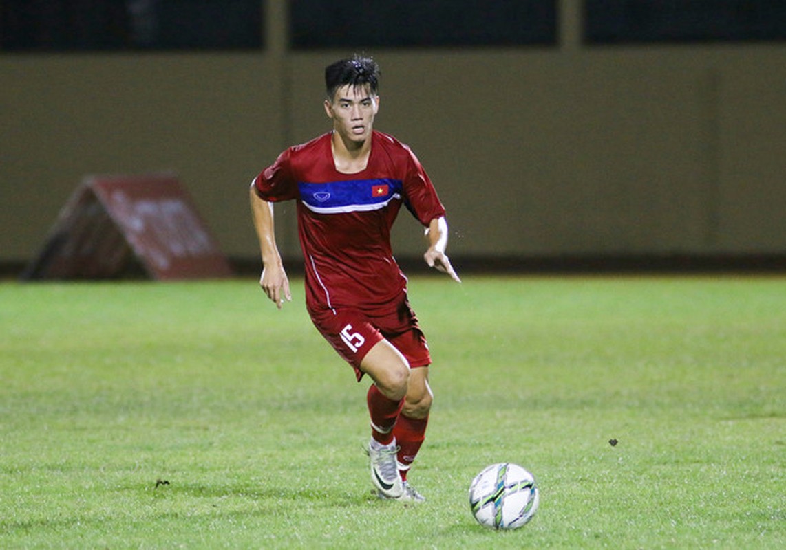 Hang cong DT Viet Nam khien moi doi thu AFF Cup 2018 phai kinh hai-Hinh-2