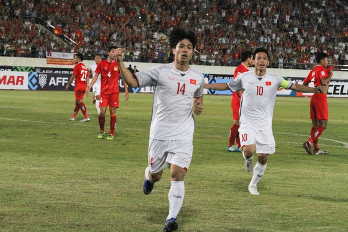 Lo doi hinh la cua doi tuyen Viet Nam truoc Malaysia tai AFF Cup 2018-Hinh-10