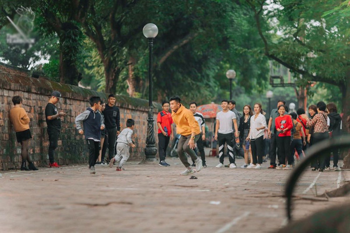 Truoc them ban ket AFF Cup 2018, tuyen thu Viet Nam lam gi giai tri?-Hinh-6