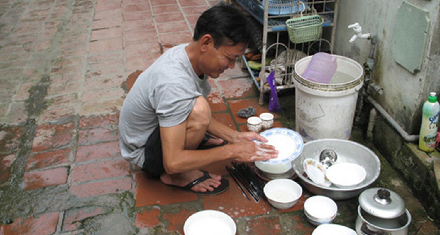 Hoi dan ong rua bat o dam cuoi khien CDM “tranh luan” mau lua-Hinh-8