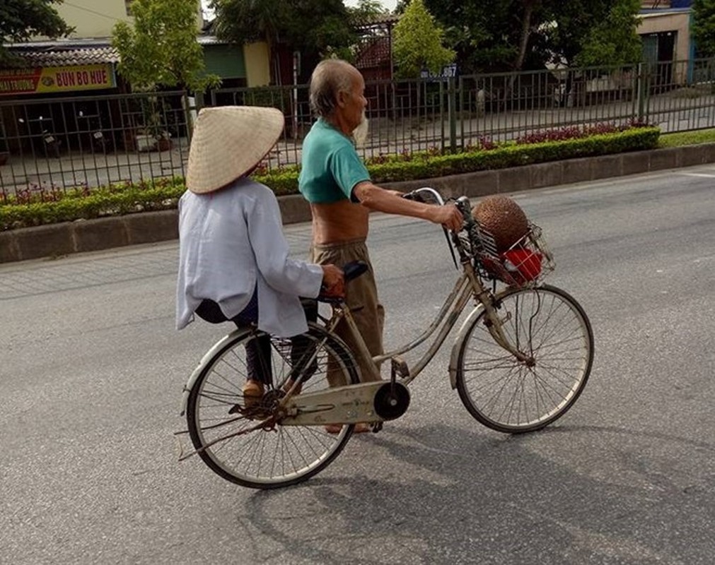 Tan chay voi hinh anh tinh yeu “ong ba anh” ngay 8/3-Hinh-4