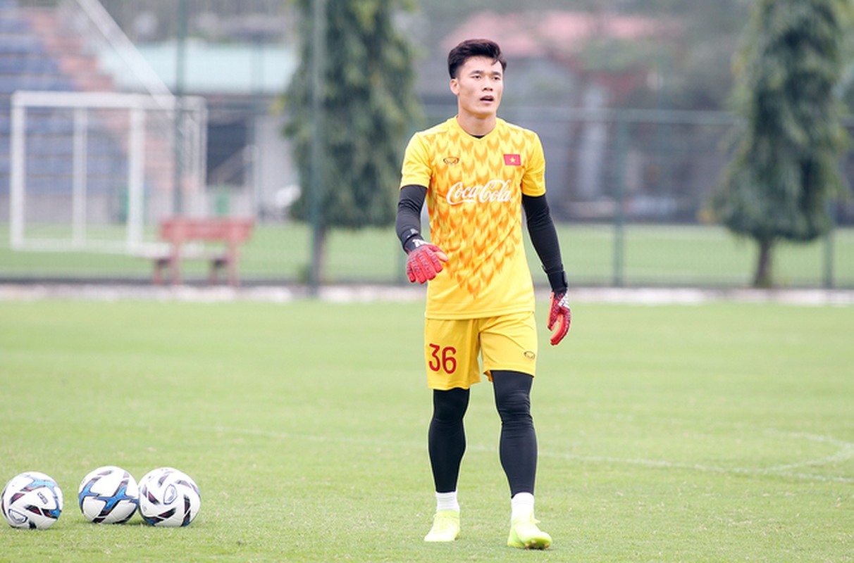 Doi hinh U23 Viet Nam dau Brunei: Doi canh thien than duoc lap san