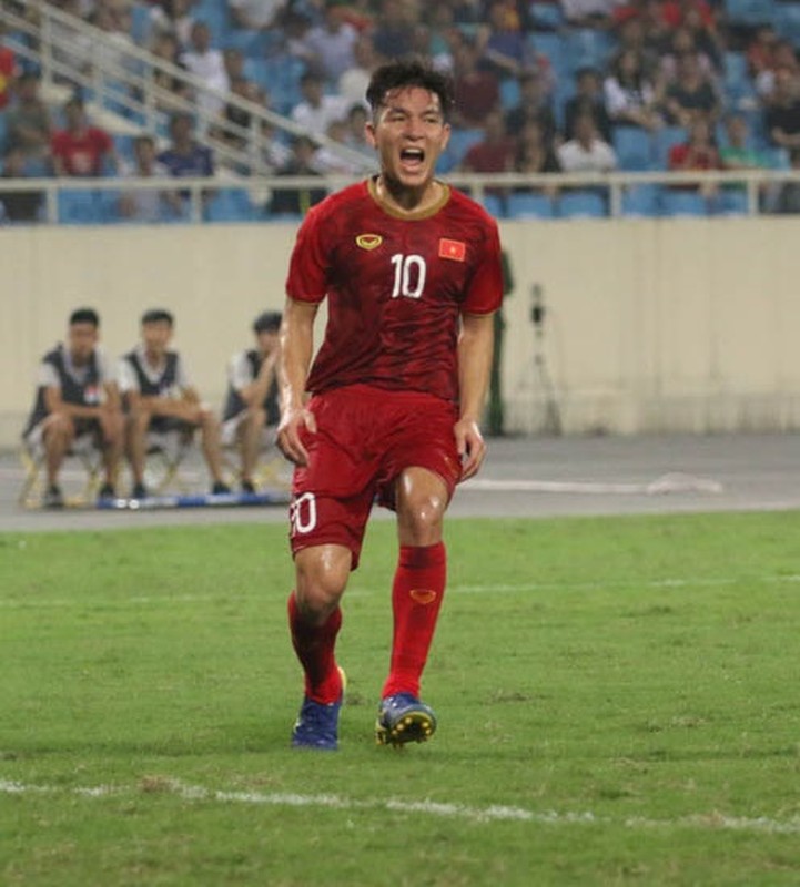 Xuat hien “thanh so-vin moi” cua U23 Viet Nam khien dan mang cuoi ngat-Hinh-3