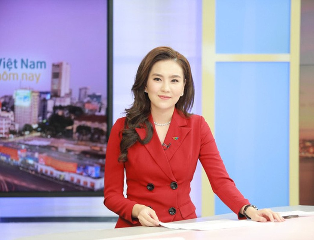 Hiem khi ho bao nhung “my nhan thoi tiet” VTV van khien dan tinh phat sot