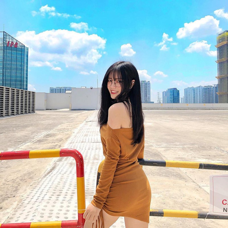 Ngoi via he xinh dep ngut troi, hot girl Viet duoc bao Trung Quoc goi ten-Hinh-9