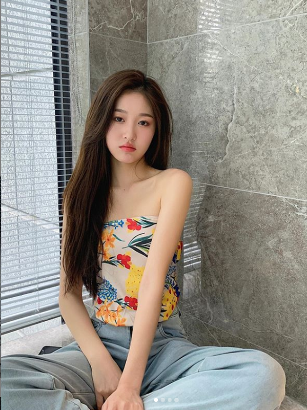 Lo dien hot girl Instagram noi tieng nhat chau A khien netizen me dam